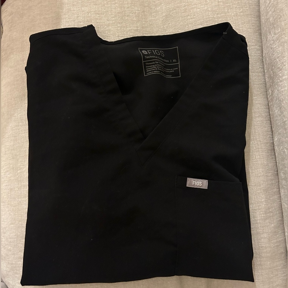 Figs black catarina one pocket scrub top